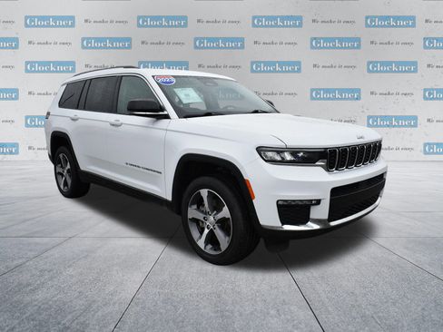 Used 2023 Jeep Grand Cherokee L Limited image 3
