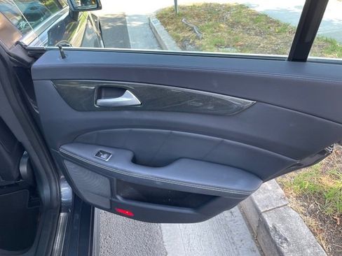 Used 2015 Mercedes-Benz CLS 400 image 29
