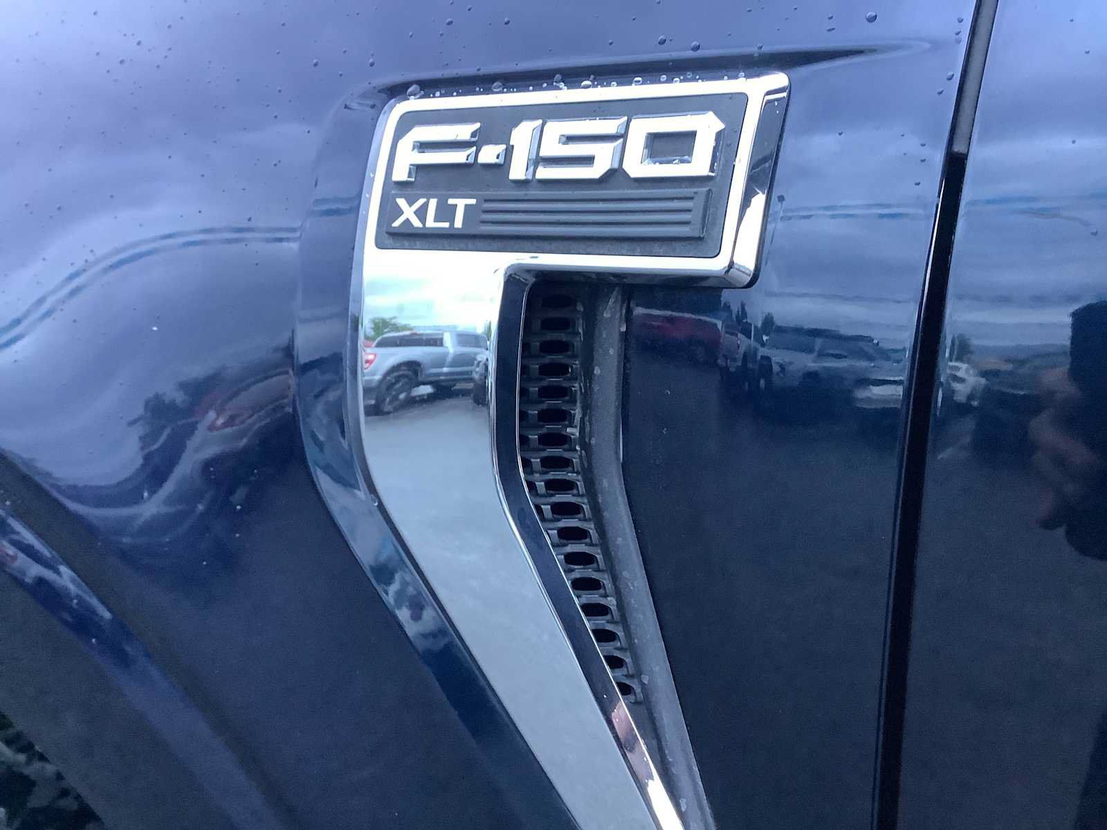Used 2023 Ford F150 XLT AWD/4WD image 7