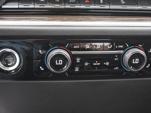 Used 2022 Chevrolet Silverado 1500 RST image 27