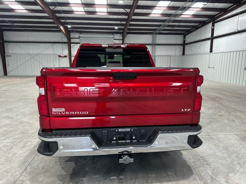 Used 2023 Chevrolet Silverado 1500 LTZ w/ Technology Package AWD/4WD image 4