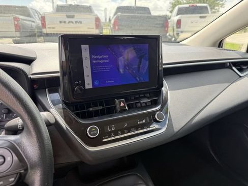 Used 2024 Toyota Corolla LE FWD image 18