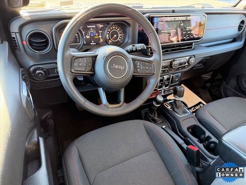 Used 2024 Jeep Wrangler Unlimited Rubicon image 5