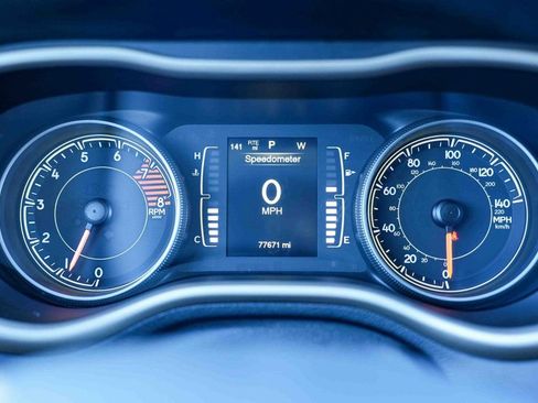 Used 2016 Jeep Cherokee Latitude w/ Safety/Convenience Group image 22