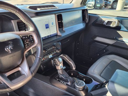 Used 2022 Ford Bronco Outer Banks w/ Sasquatch Package image 25