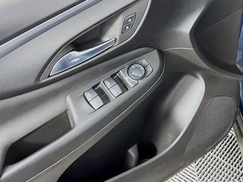 Used 2024 Buick Envista Preferred image 17