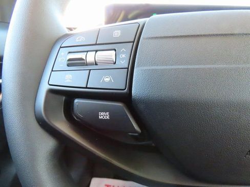 New 2025 Kia K4 LXS image 25