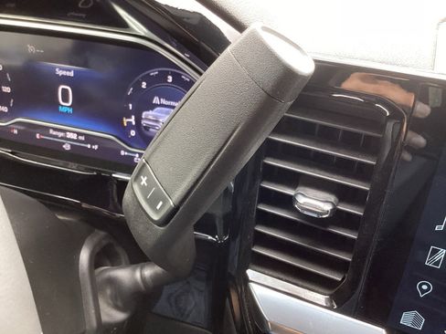 Used 2024 Chevrolet Silverado 1500 LT w/ Texas Edition Plus image 27