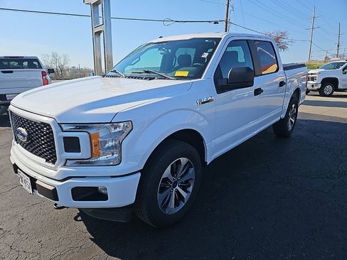 Used 2019 Ford F150 XL w/ Equipment Group 101A Mid AWD/4WD image 3