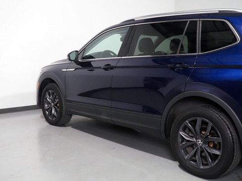 Used 2023 Volkswagen Tiguan SE FWD image 50