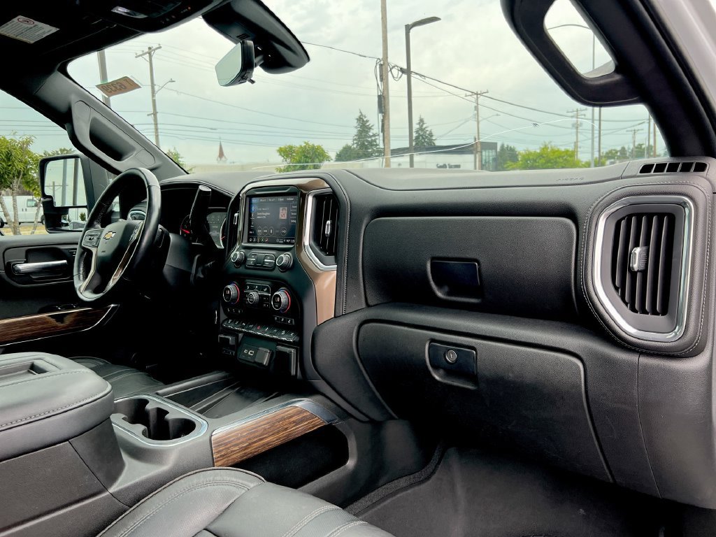 Used 2021 Chevrolet Silverado 3500 High Country w/ Z71 Off-Road Package AWD/4WD image 22