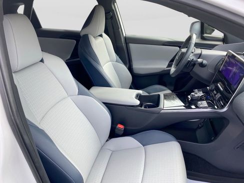 Used 2023 Subaru Solterra AWD image 30