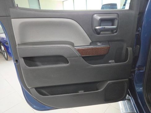 Used 2016 GMC Sierra 1500 SLT w/ SLT Premium Package image 17