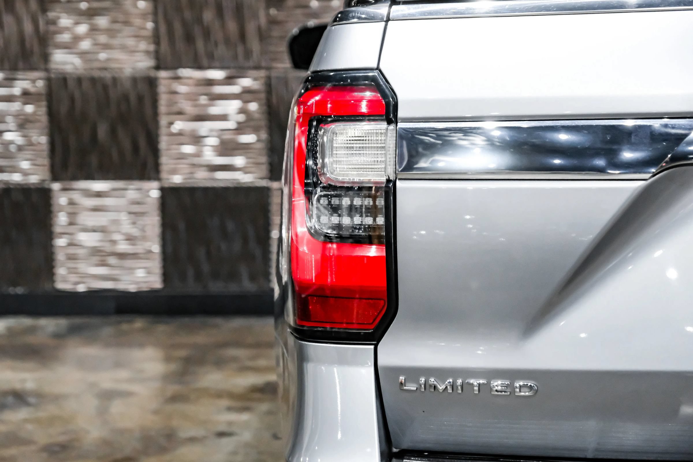 Used 2021 Ford Expedition Limited RWD image 42