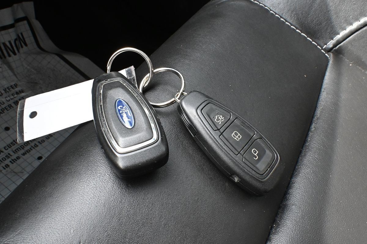 Used 2014 Ford Focus ST w/ Equipment Group 202A FWD image 16