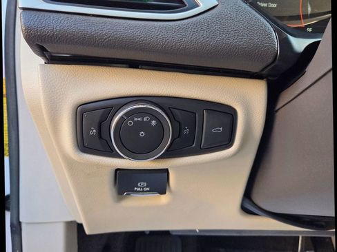 Used 2018 Lincoln MKZ Premiere image 15