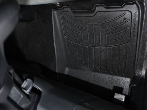 Used 2016 RAM 1500 Express AWD/4WD image 16
