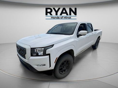 Used 2022 Nissan Frontier SV w/ Technology Package AWD/4WD image 7