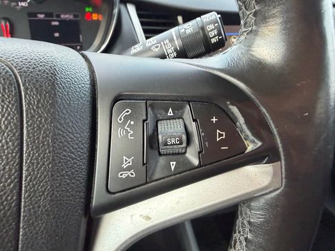 Used 2019 Chevrolet Trax LT w/ Driver Confidence Package AWD/4WD image 20