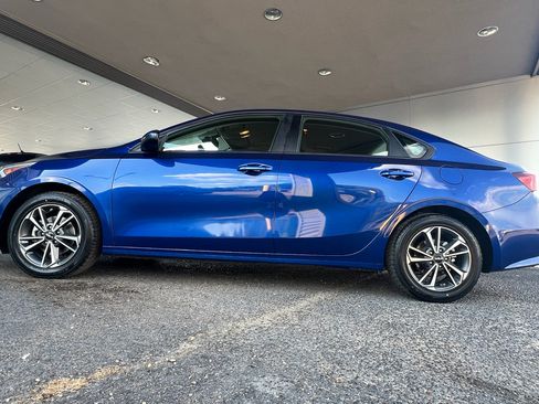 Used 2023 Kia Forte LXS image 5