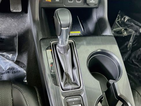 Used 2023 Honda Civic Touring image 17