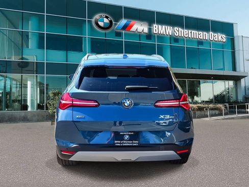 New 2026 BMW X3 xDrive30 w/ Premium Package AWD/4WD image 10