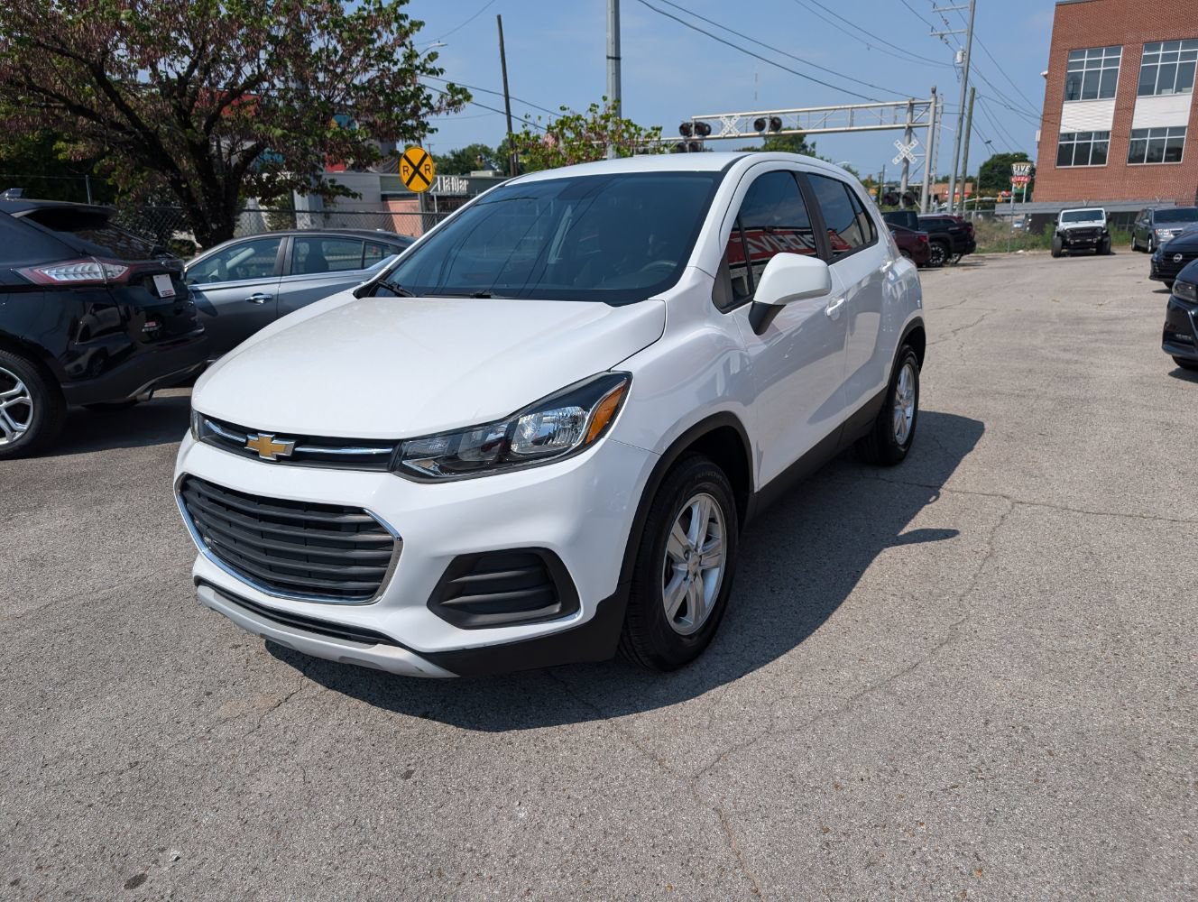 Used 2020 Chevrolet Trax LS w/ Tint and Cruise Package FWD image 3