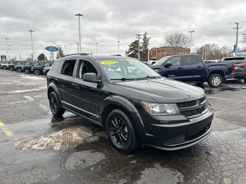 Used 2020 Dodge Journey SE w/ SE Popular Equipment Group image 10