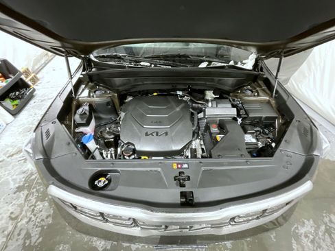 Used 2025 Kia Telluride S AWD/4WD image 26