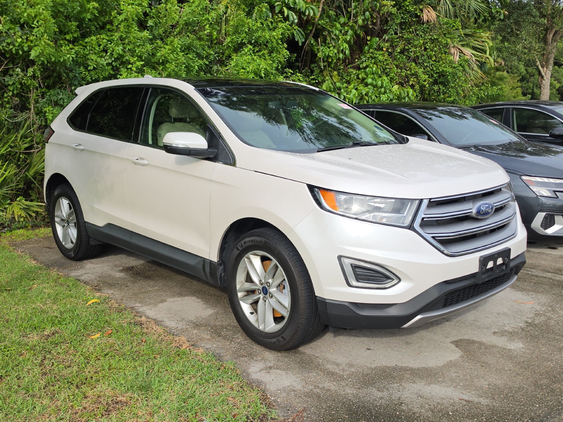 Used 2018 Ford Edge SEL w/ Equipment Group 201A AWD/4WD image 1