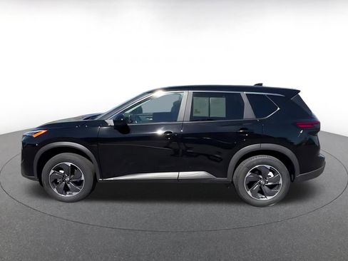 Used 2025 Nissan Rogue SV FWD image 9