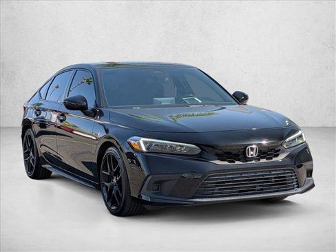 Used 2024 Honda Civic Sport image 3