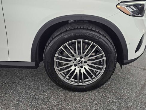 Used 2026 Mercedes-Benz GLC 300 image 9