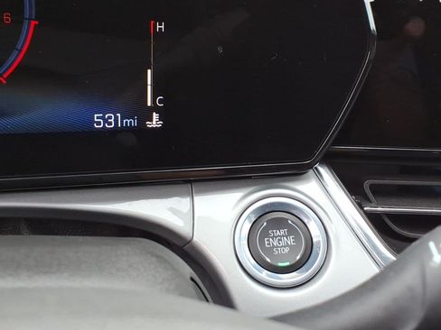 Used 2026 Chevrolet Trax LT w/ LT Convenience Package FWD image 24