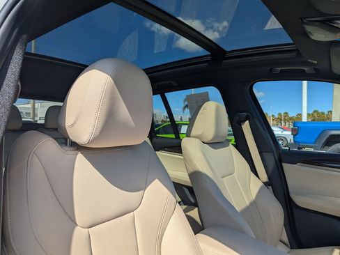 Used 2021 BMW X3 sDrive30i w/ Convenience Package image 11