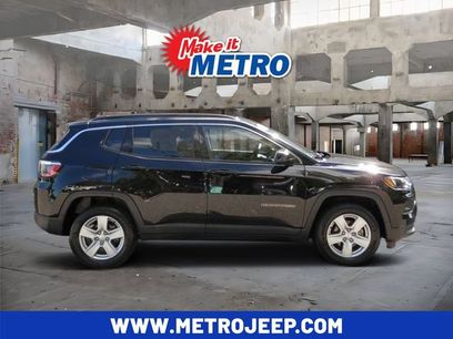 Used 2022 Jeep Compass Latitude w/ Sun and Sound Group