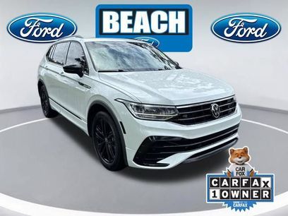 Used 2022 Volkswagen Tiguan SE R-Line