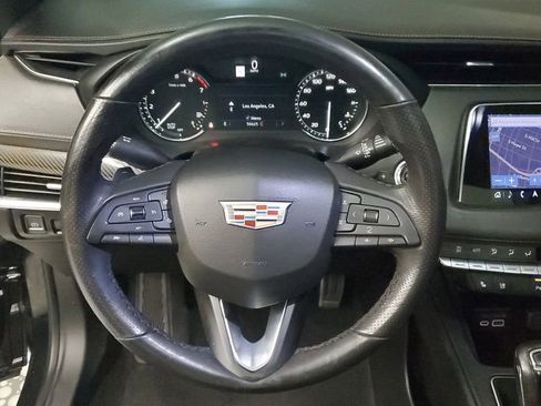 Used 2019 Cadillac XT4 Sport image 29