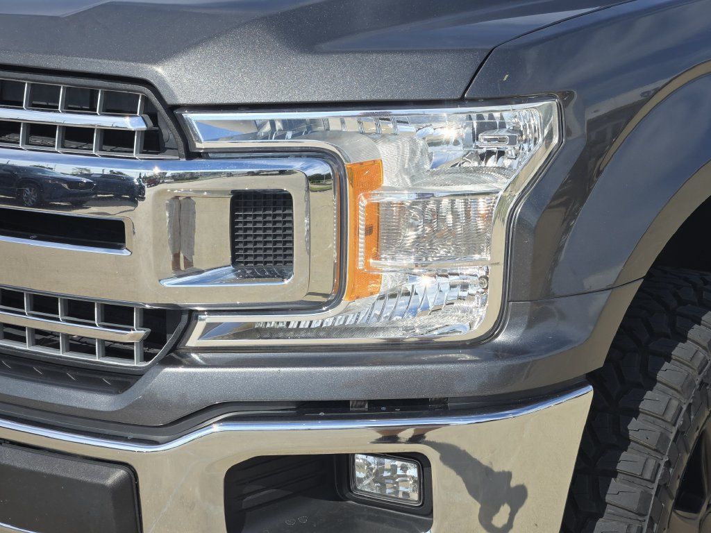 Used 2019 Ford F150 XLT w/ Equipment Group 302A Luxury AWD/4WD image 10