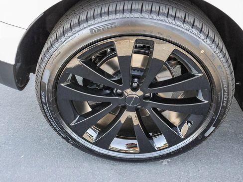 New 2026 Land Rover Range Rover Sport SE AWD/4WD image 13