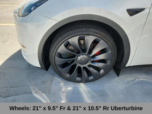 Used 2024 Tesla Model Y Performance AWD/4WD image 5
