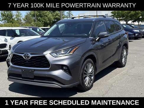 Used 2022 Toyota Highlander Platinum AWD/4WD image 5