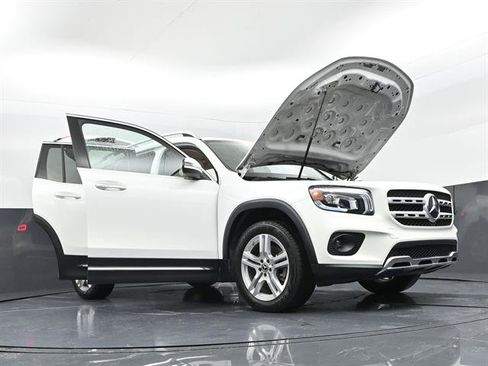 Used 2023 Mercedes-Benz GLB 250 image 41