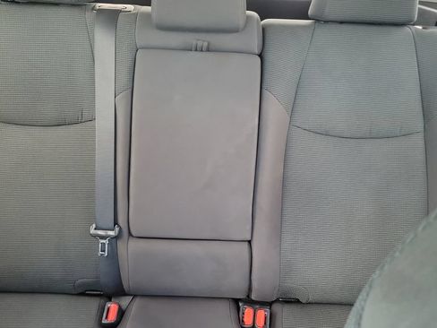 Used 2021 Toyota RAV4 LE FWD image 13