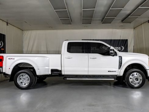 Used 2023 Ford F450 Lariat AWD/4WD image 5