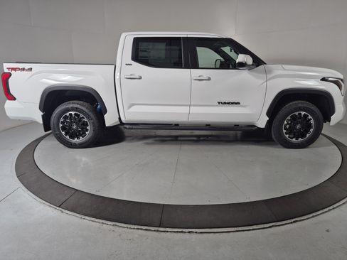 New 2026 Toyota Tundra SR5 AWD/4WD image 5