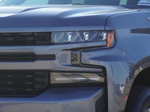 Used 2021 Chevrolet Silverado 1500 RST w/ Convenience Package II RWD image 4