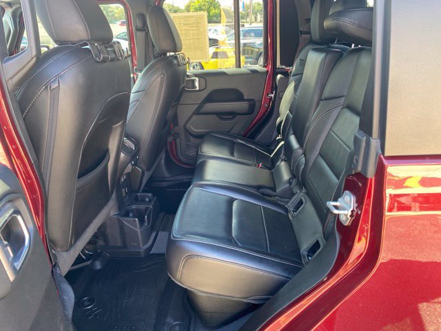 Used 2021 Jeep Gladiator Overland AWD/4WD image 14