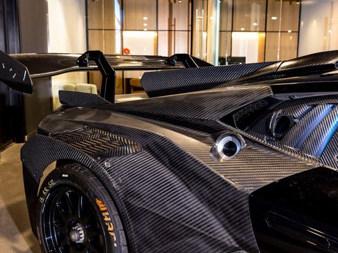 Used 2023 Lamborghini Huracan EVO image 15