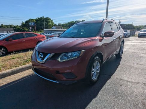 Used 2015 Nissan Rogue SV w/ SV Premium Package FWD image 5
